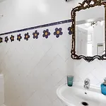 Very Spacious House - Amazing View 아파트 리스본