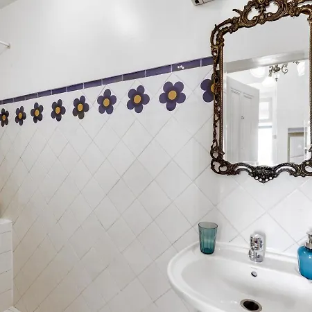 Very Spacious House - Amazing View Daire Lisboa
