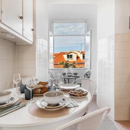 Daire Very Spacious House - Amazing View Lisboa
