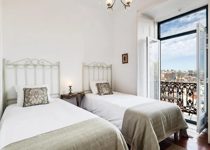 Very Spacious House - Amazing View *