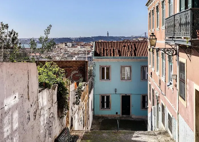Appartement Very Spacious House - Amazing View Lissabon