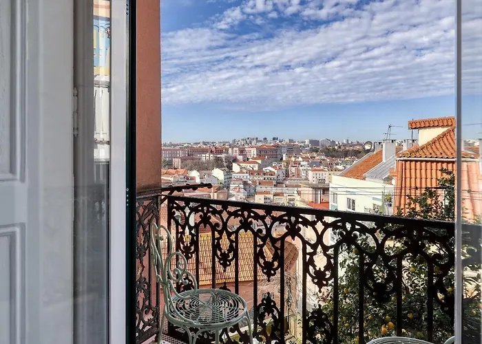 Very Spacious House - Amazing View Appartement Lissabon
